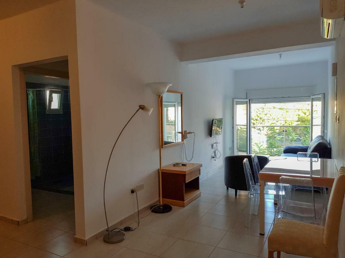 Paphos Apartments Eksteriør billede